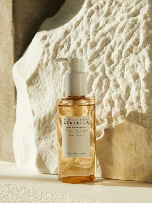 SKIN1004 Madagascar Centella Light Cleansing Oil